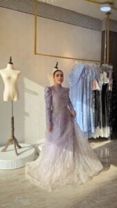 b3 560dollar 38-44 (7)