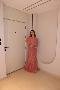 wp1 380dollars 36-44 (2)